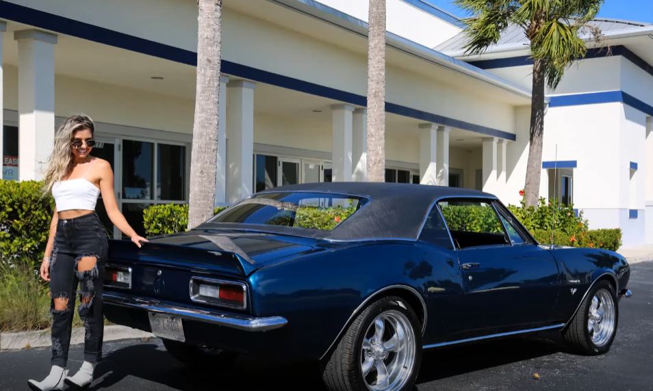 1967 Chevy Camaro V8 Auto.png