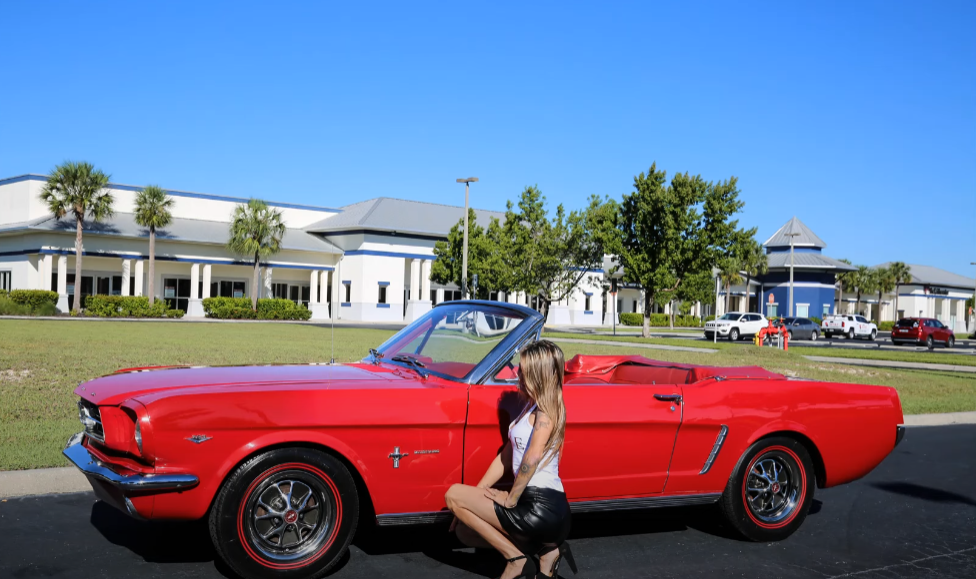 65 mustang convertible 289.png