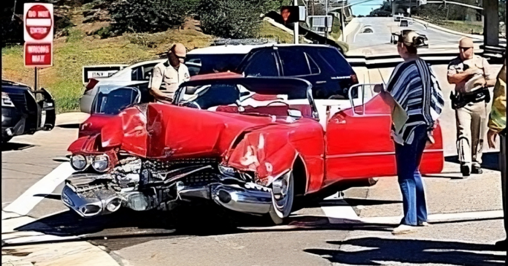 Crashed-Classic-Cars-and-a-Few-Vettes-3-1024x536.png
