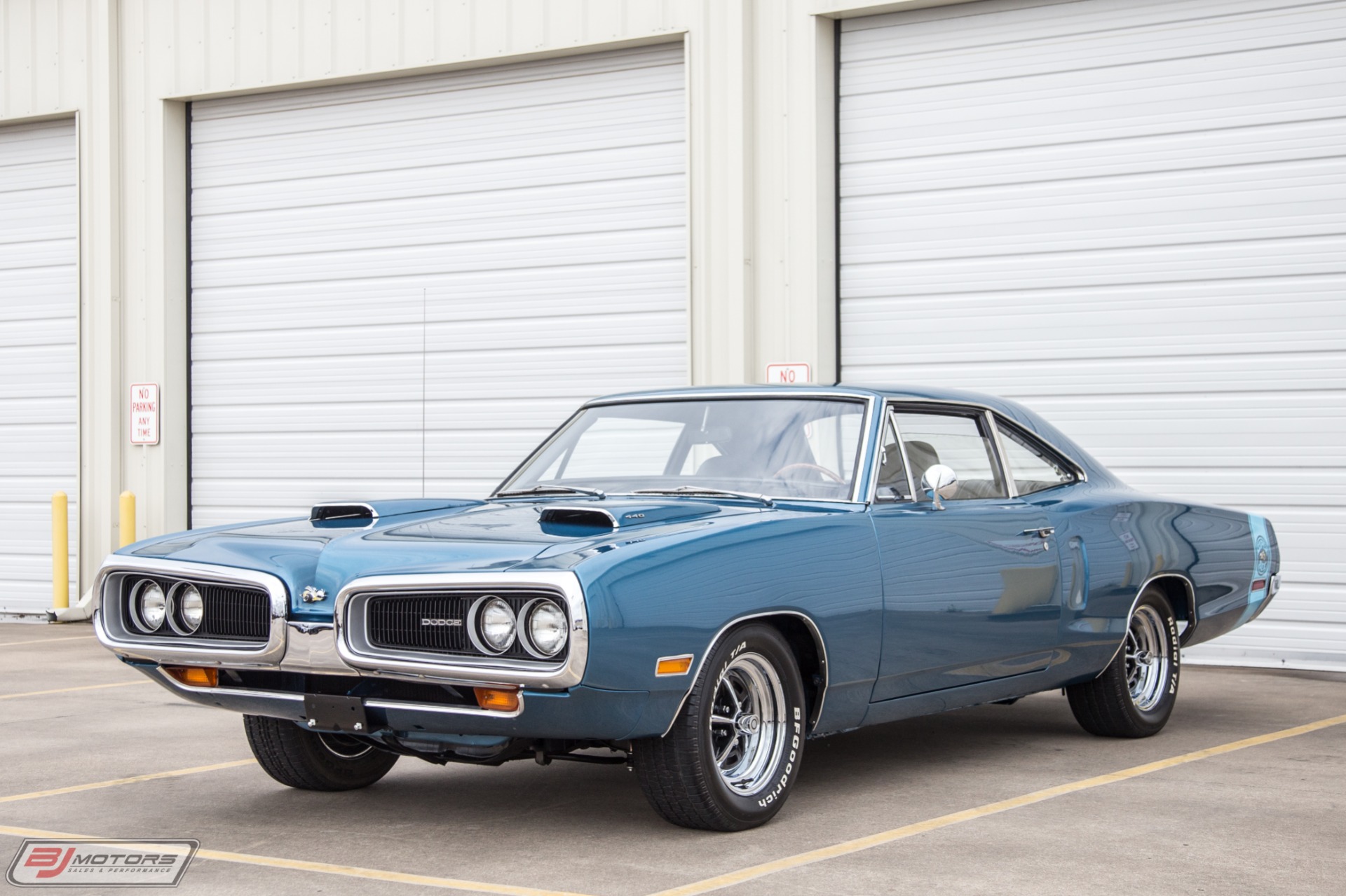 Used-1970-Dodge-Coronet-Super-Bee-4-speed.jpg